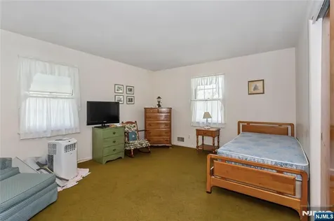 557 Taunton Road Wyckoff NJ 07481