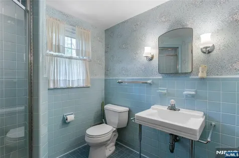 557 Taunton Road Wyckoff NJ 07481