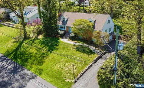 557 Taunton Road Wyckoff NJ 07481