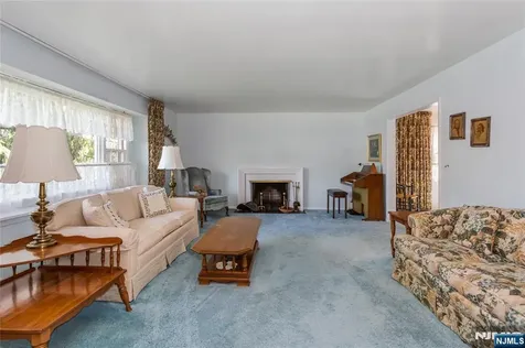 557 Taunton Road Wyckoff NJ 07481