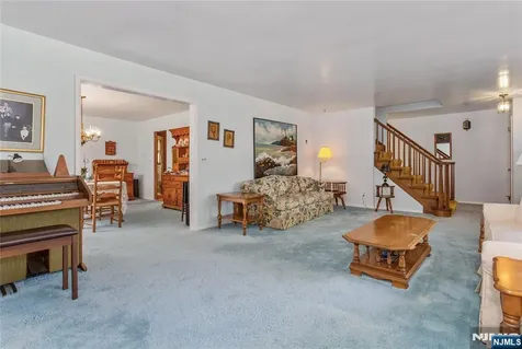 557 Taunton Road Wyckoff NJ 07481