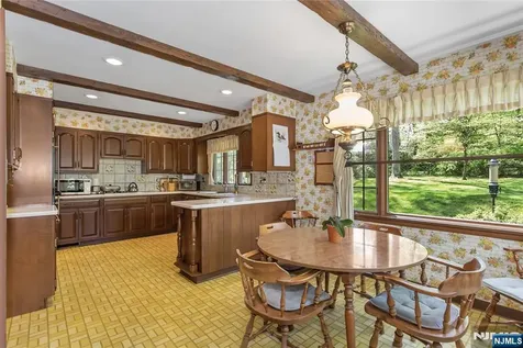 557 Taunton Road Wyckoff NJ 07481