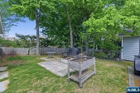 6 Elm Street Westwood NJ 07675