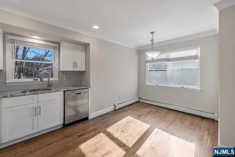 37-2 Smith Street Waldwick NJ 07463