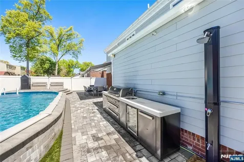 30 Elm Street Dumont NJ 07628