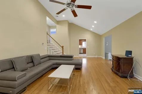 787 Winding Way River Vale NJ 07675