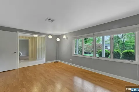 787 Winding Way River Vale NJ 07675