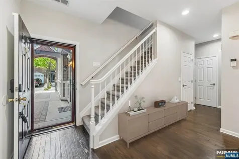102 Abbie Court West New York NJ 07093