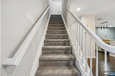 102 Abbie Court West New York NJ 07093