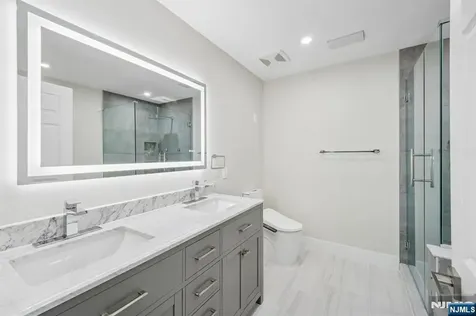 102 Abbie Court West New York NJ 07093