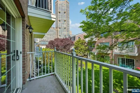 102 Abbie Court West New York NJ 07093