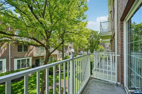 102 Abbie Court West New York NJ 07093