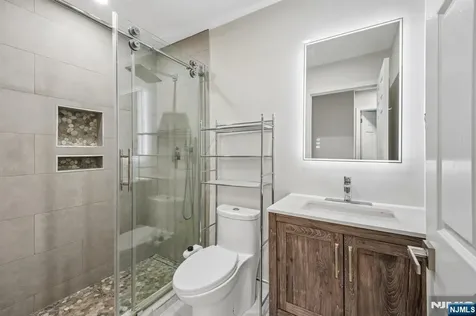102 Abbie Court West New York NJ 07093