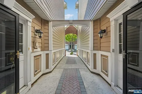 102 Abbie Court West New York NJ 07093