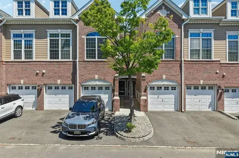 102 Abbie Court West New York NJ 07093