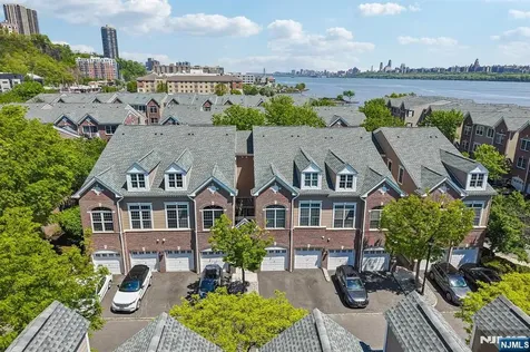 102 Abbie Court West New York NJ 07093