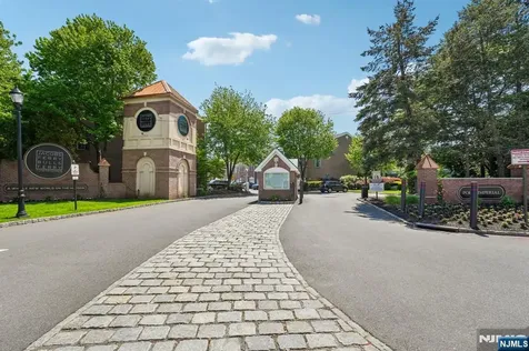 102 Abbie Court West New York NJ 07093
