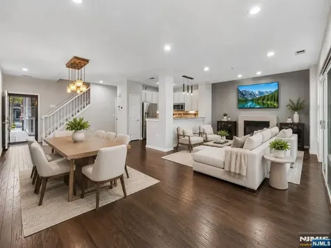 102 Abbie Court West New York NJ 07093