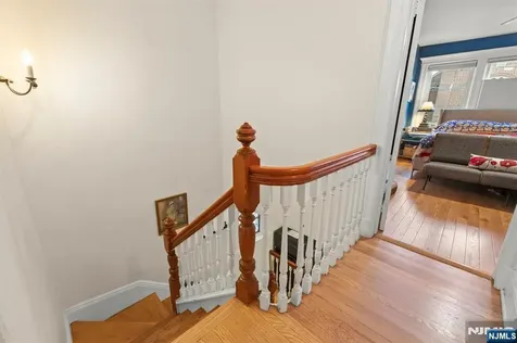 370 Undercliff Avenue Edgewater NJ 07020