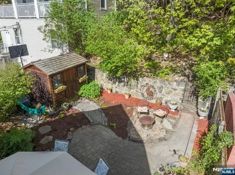 370 Undercliff Avenue Edgewater NJ 07020