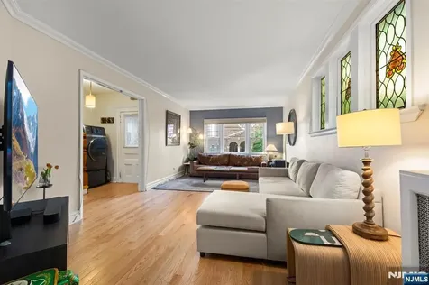 370 Undercliff Avenue Edgewater NJ 07020