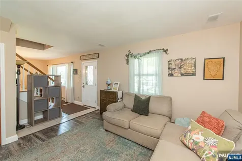 63 Duncan Avenue Pequannock Township NJ 07440