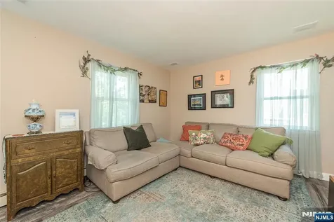 63 Duncan Avenue Pequannock Township NJ 07440
