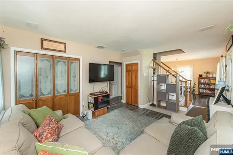 63 Duncan Avenue Pequannock Township NJ 07440