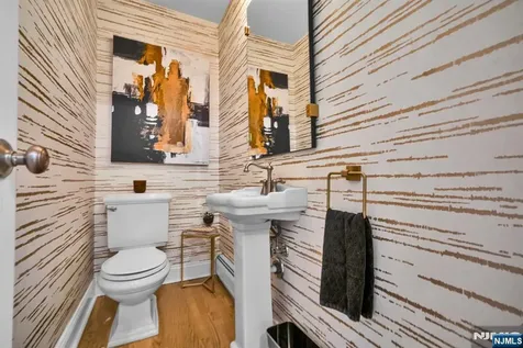 10 Carolina Place Ridgewood NJ 07450