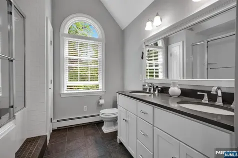 10 Carolina Place Ridgewood NJ 07450