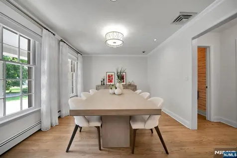 10 Carolina Place Ridgewood NJ 07450