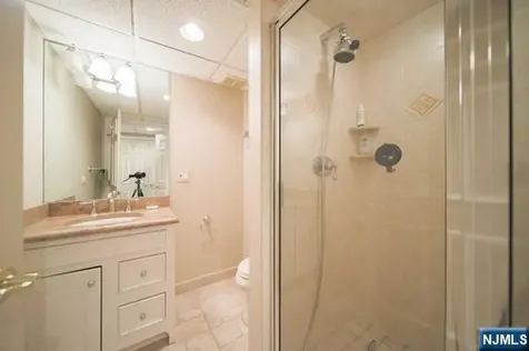 4 Mellon Lane Tenafly NJ 07670