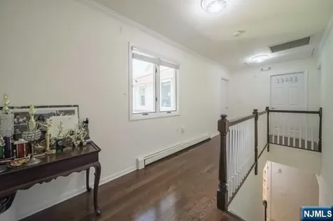 4 Mellon Lane Tenafly NJ 07670
