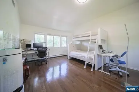 4 Mellon Lane Tenafly NJ 07670
