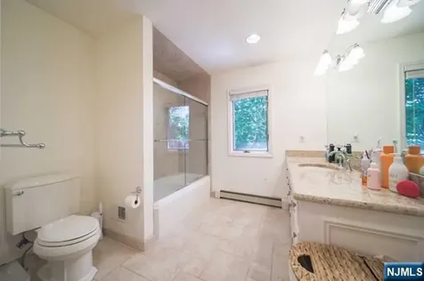 4 Mellon Lane Tenafly NJ 07670