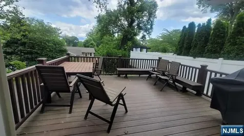 4 Mellon Lane Tenafly NJ 07670