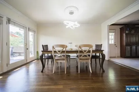 4 Mellon Lane Tenafly NJ 07670
