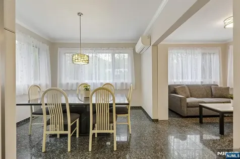 536 Illingworth Avenue Englewood NJ 07631