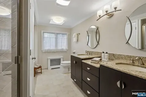536 Illingworth Avenue Englewood NJ 07631