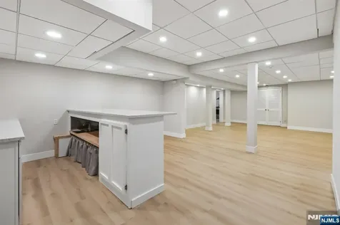 536 Illingworth Avenue Englewood NJ 07631