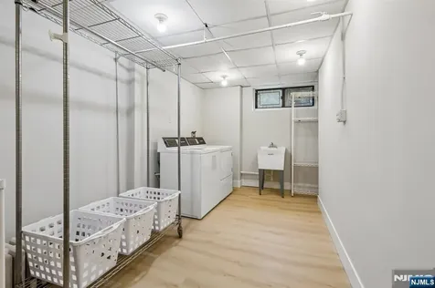 536 Illingworth Avenue Englewood NJ 07631