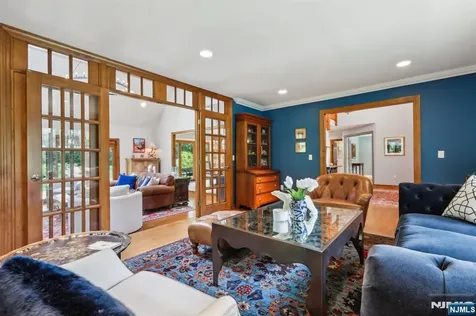 469 Hartung Drive Wyckoff NJ 07481