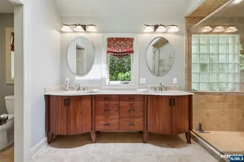 469 Hartung Drive Wyckoff NJ 07481