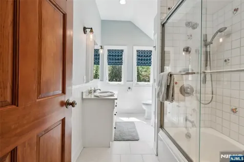 469 Hartung Drive Wyckoff NJ 07481