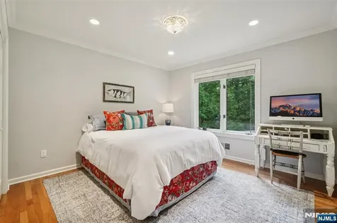 469 Hartung Drive Wyckoff NJ 07481