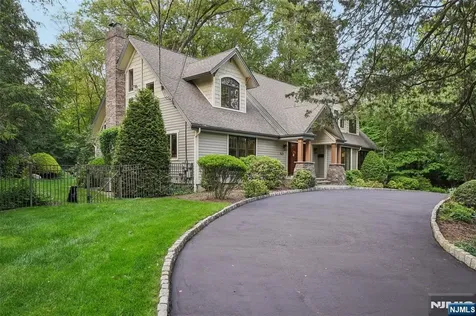 469 Hartung Drive Wyckoff NJ 07481