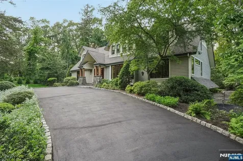 469 Hartung Drive Wyckoff NJ 07481