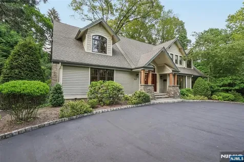 469 Hartung Drive Wyckoff NJ 07481
