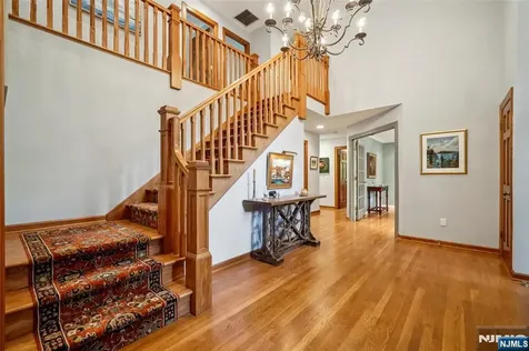 469 Hartung Drive Wyckoff NJ 07481