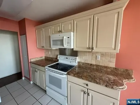 200 Winston Drive Cliffside Park NJ 07010